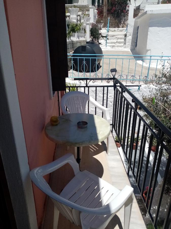 αrgo * Pythagoreio (Samos)