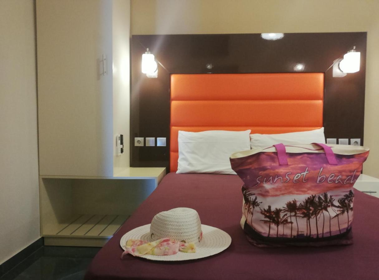 Spiros Guest house 2*