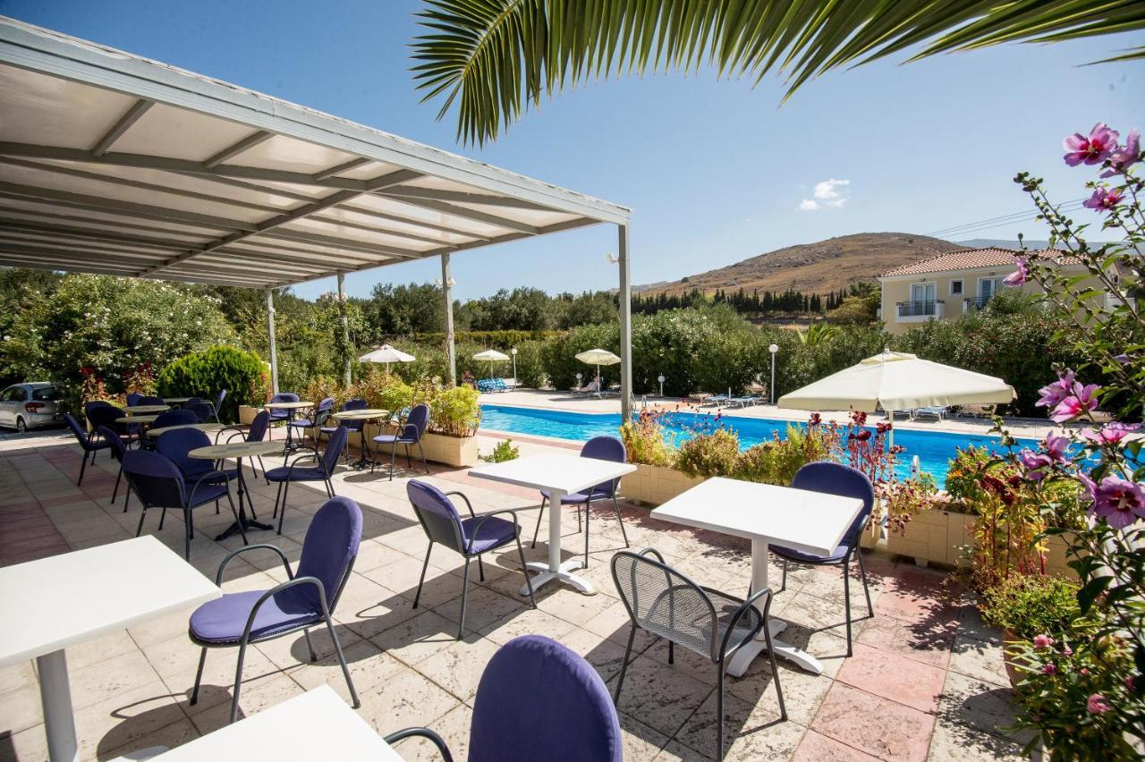 Aparthotel Eriphilly & 3*