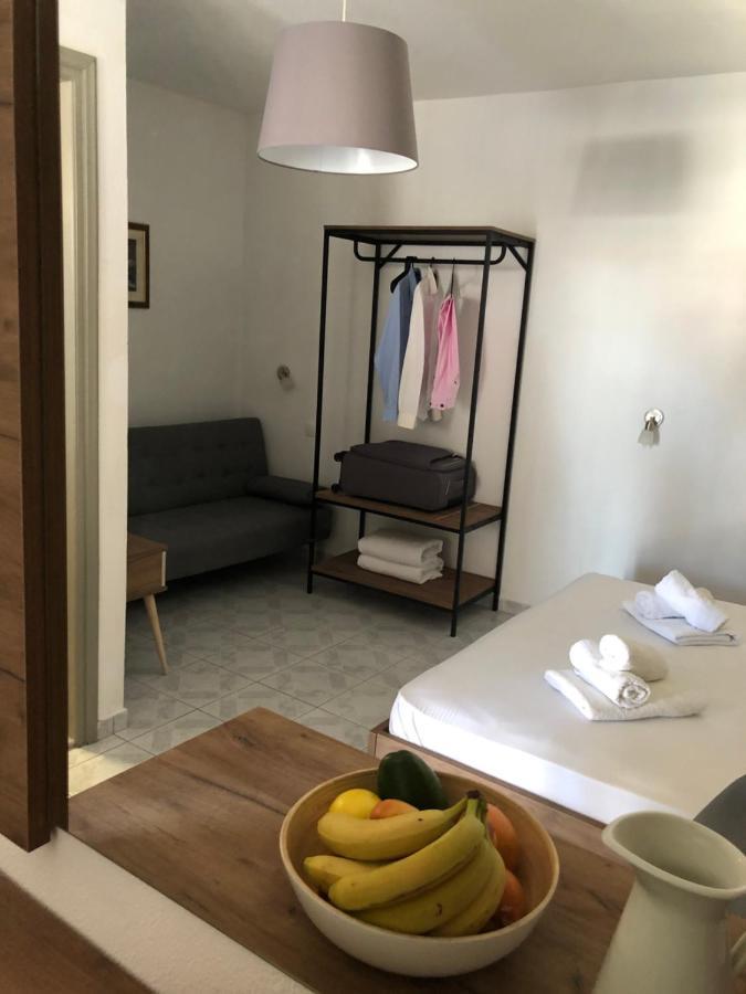 Armonia Skiathos Town