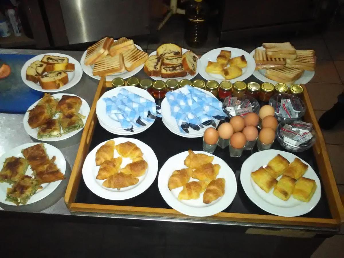 Erotas Hotel 3*