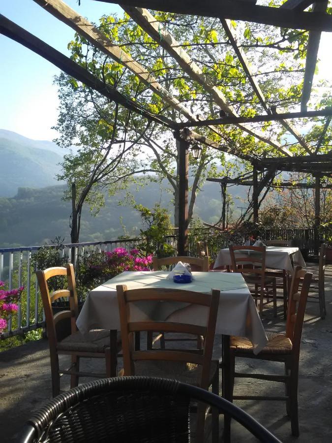 Erotas Hotel Agios Dimitrios (Magnesia)