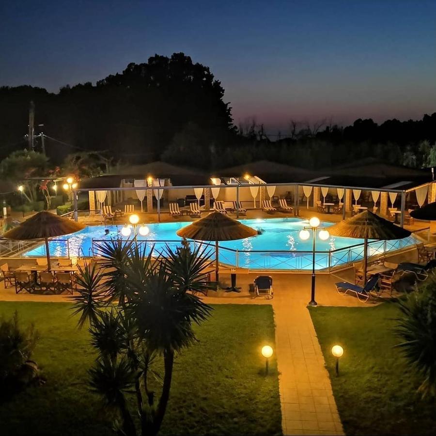 Kalamitsi Aparthotel 3*