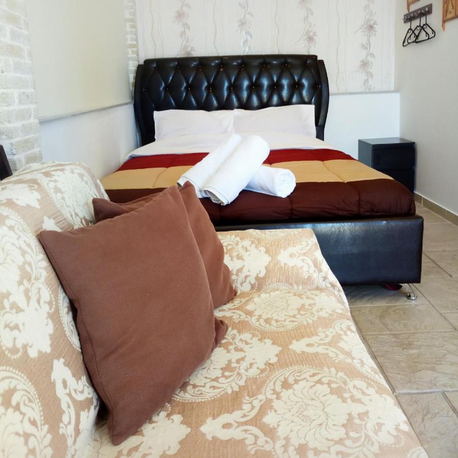 Christina Luxury Villa Vouliagmeni Lake