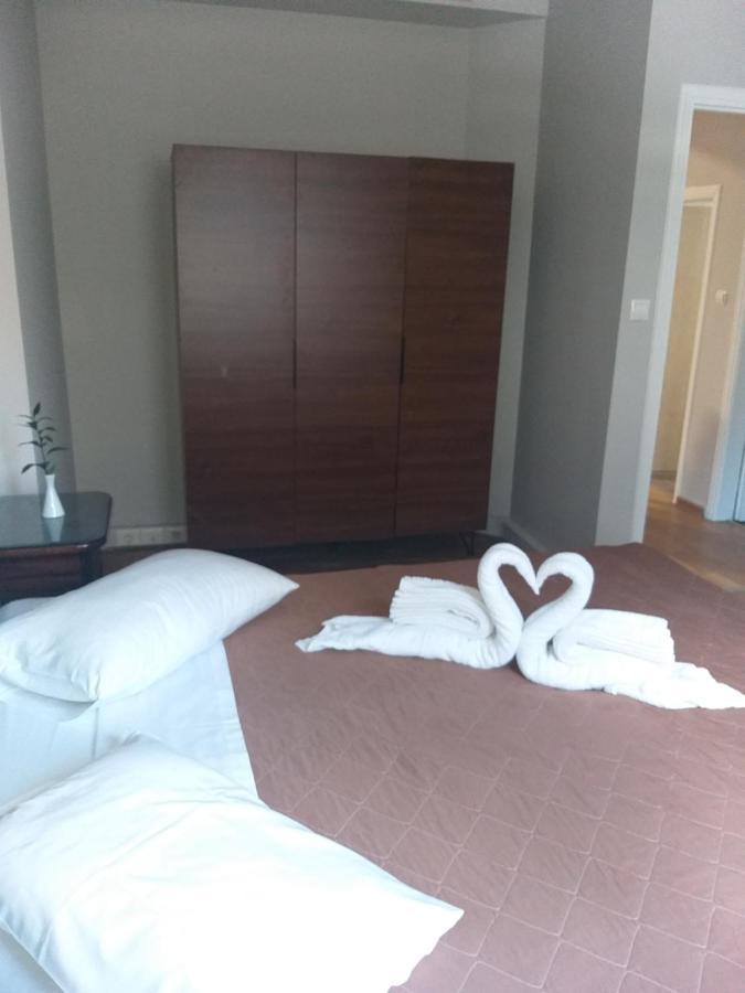 Apollo Hotel