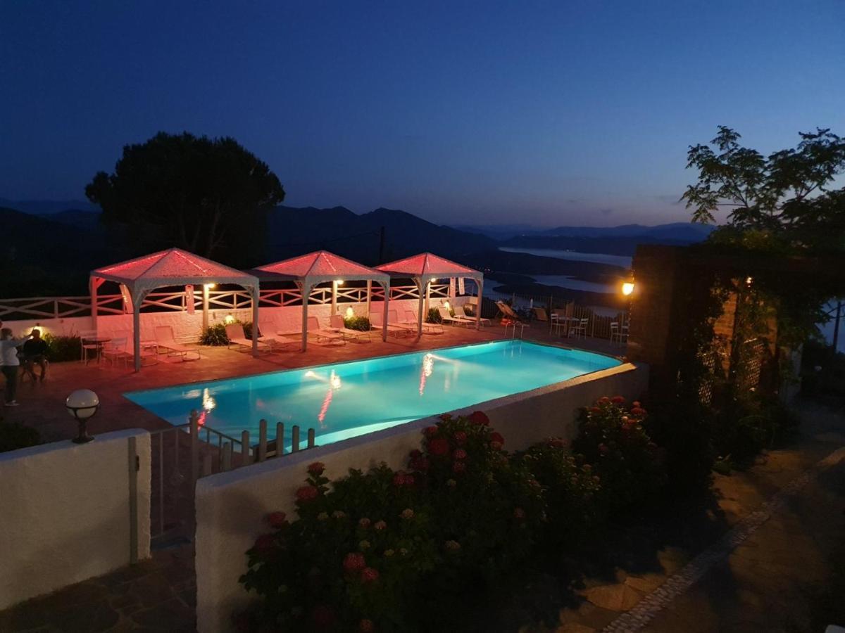 Hotel Lagou Raxi Country 3*