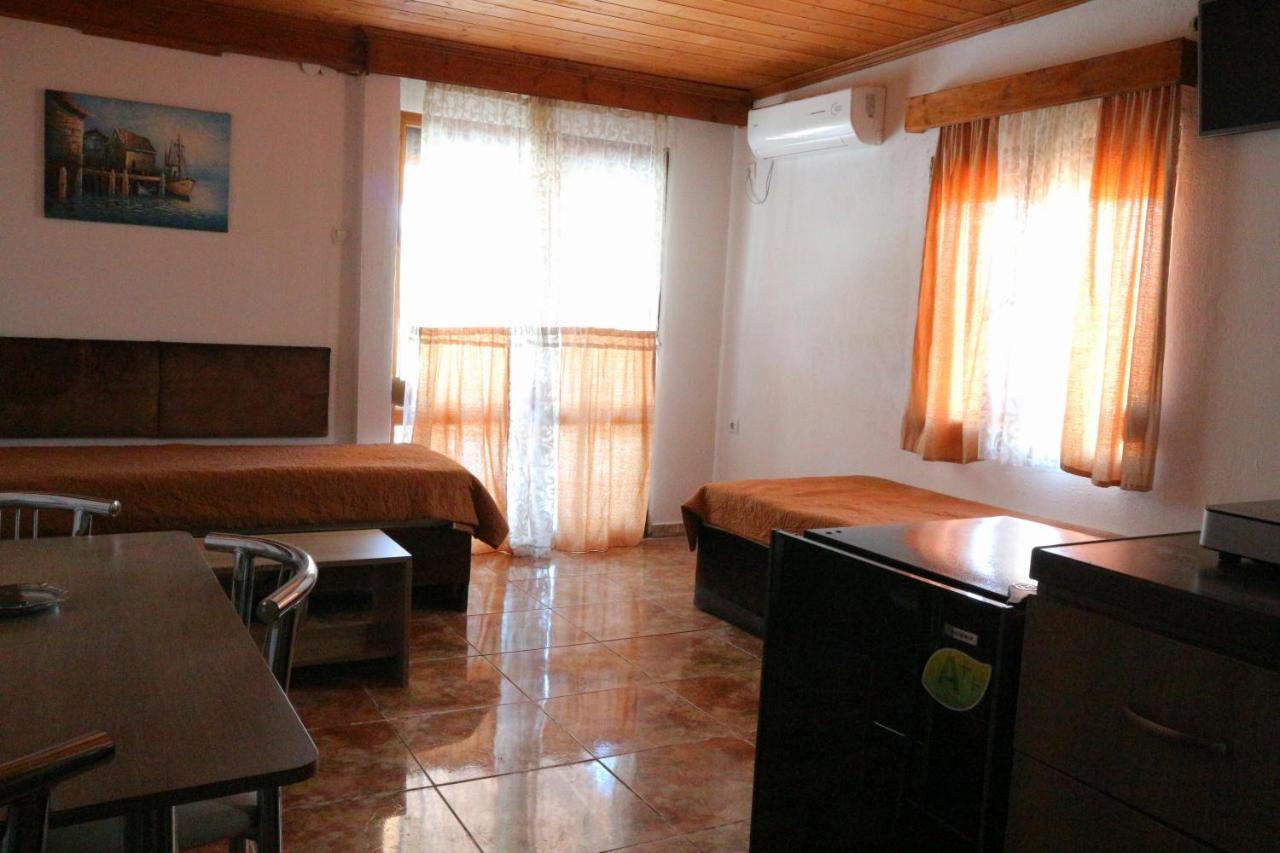 Edelweiss Studios Limenas (Thasos)