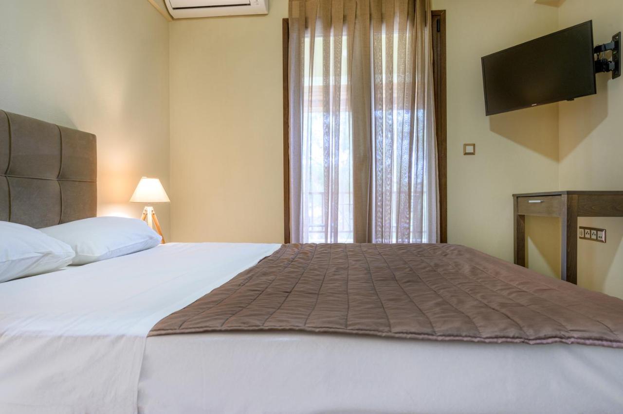 Tavani Villas Apartment Nea Roda