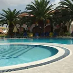 Billy & Sandra Apartments