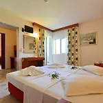 Sousouras Hotel