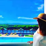 Sea View Studios