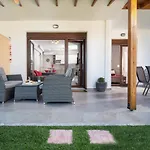 Xalonia Seaview