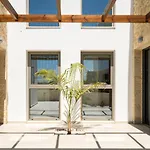 Beachfront Nymphes Aigli, Brand New Villa With Pool, Children Area & Bbq