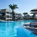 Pelagos Suites Hotel & Spa