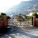 George Studios Pefkos