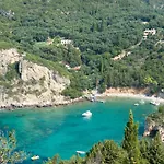 Zefiros Traditional Hotel