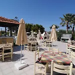 Nefeli Hotel