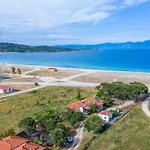 Malama Rooms