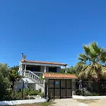 Ikidiki Beach Villa