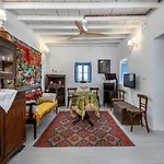 The Aegean Blue Country House Old Milos