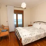 Villa Omega - Beachfront, Garden, Bbq