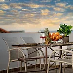 Marayas Modern Loft!