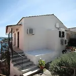 Gabriela\'S Seaside House