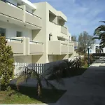 Aslanis Village