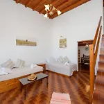 Hibiscus Rosa Mykonos Town Best Location
