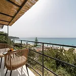 Thea Suites
