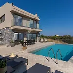 Villa Onyx - With Private Heated Pool