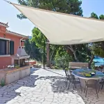 Avra Private Suites