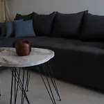 Km Beach View Apartment