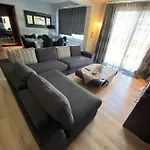 Handra Villa