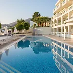 Lindos White Hotel & Suites