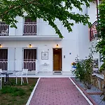 Act Art Skiathos