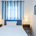 Hotel Adonis