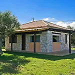 Kavos Psarou Studios & Apartments