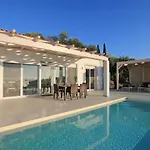 Sunset Sea View Villa 10