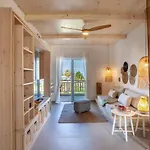 Calypso Beach Front Apartment
