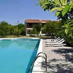 Orange Grove Suites