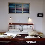 Marinakis Sea View Studios
