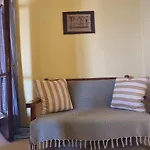 Niki\'S Apartment