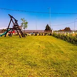 Varkes Suites 2