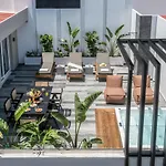 Maison Aqua Suite With Private Mini Pool Jacuzzi