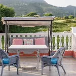 Five Stars Villa