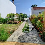 Annas House