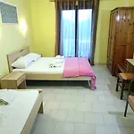 Finikas Apartments