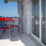 Nota\'S Home