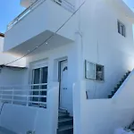 Chrisanthi Apartments